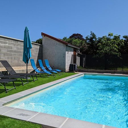 Maison 6 Personnes, Piscine Privee, Jardin Moulins  Luaran gambar
