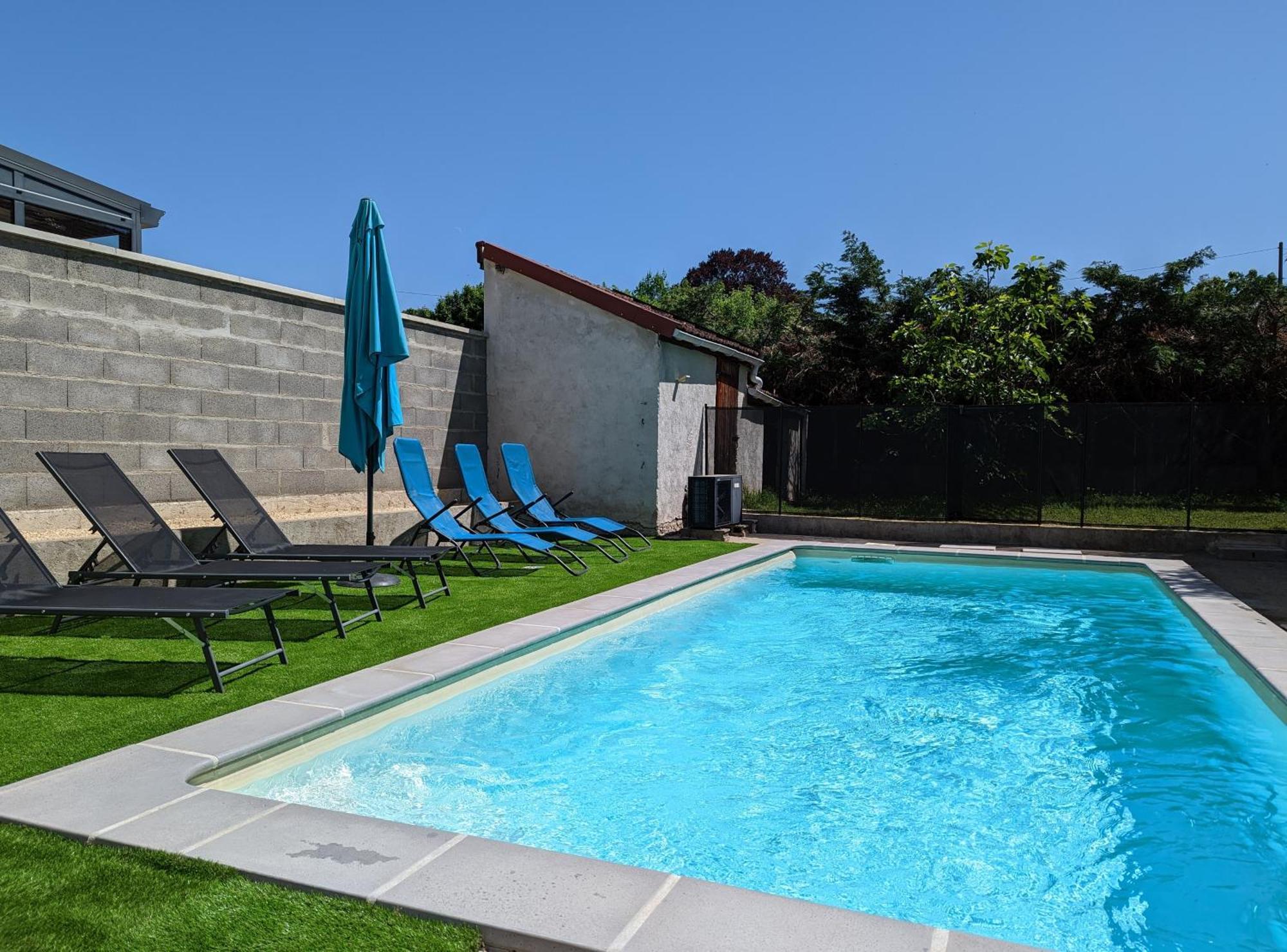 Maison 6 Personnes, Piscine Privee, Jardin Moulins  Luaran gambar